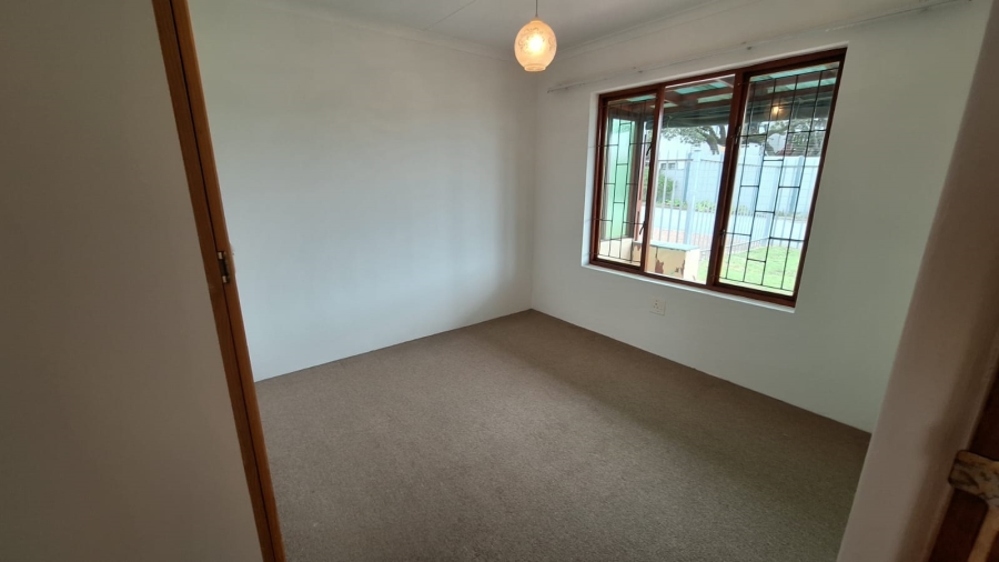 3 Bedroom Property for Sale in Stilbaai Wes Western Cape